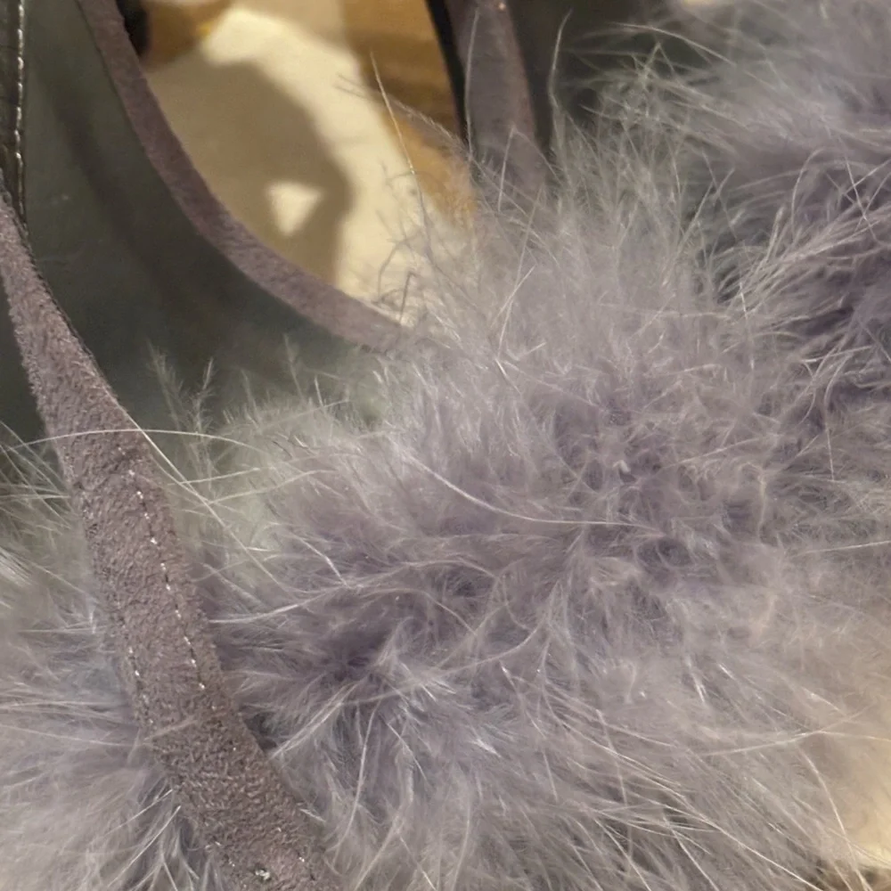 Women's Gray Feathered Heels